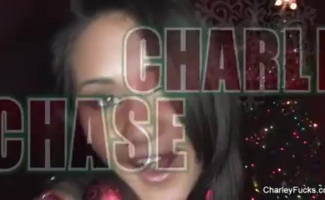 Charley Chase Está Gemendo Do Prazer Ao Ser Fodido, Um De Cada Vez