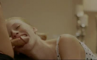 Avril Hall Tem Um Orgasmo Selvagem Durante O Sexo Oral Com Sua Ex-estrela Ex Galo.