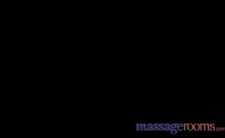 Massagem De Capa Dura Para Borboleta Becki Por Seu Treinador E Auto Instrutor