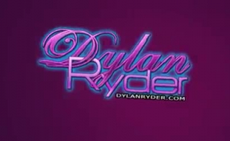 Rayna Ryder Mergulhou Por Galo Negro